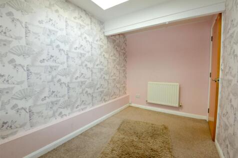 Bedroom2 2.jpg