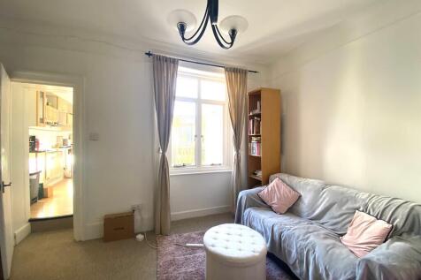 living room oxfor...
