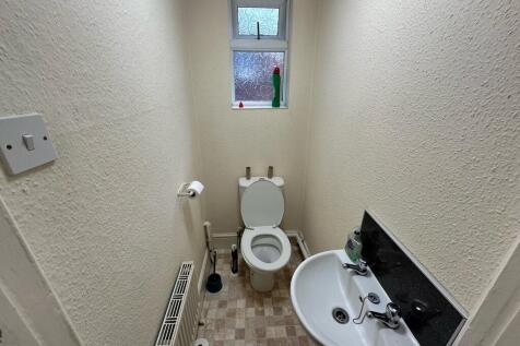 small bathroom 14...