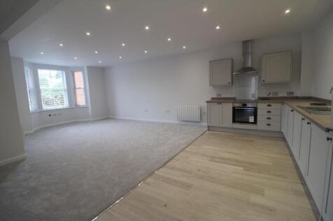Lounge / Kitchen