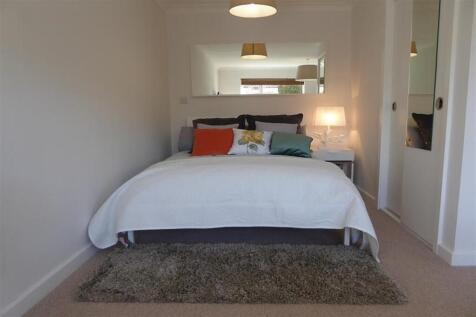 SLEEPING AREA