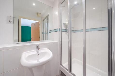 En-suite shower room