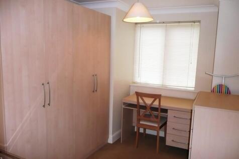 Bedroom 1 (b)