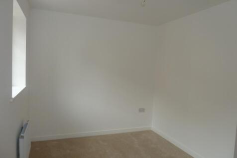 Bedroom 2 (a)