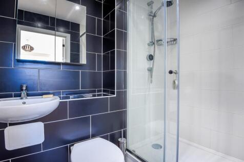 En-suite shower room