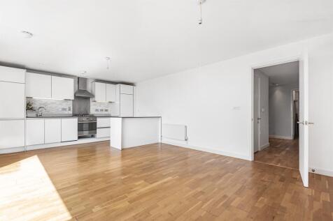 Living/kitchen area