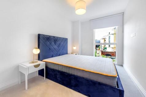 Bed2
