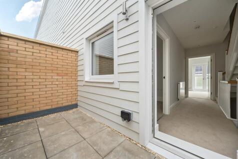 3rd floor balcony