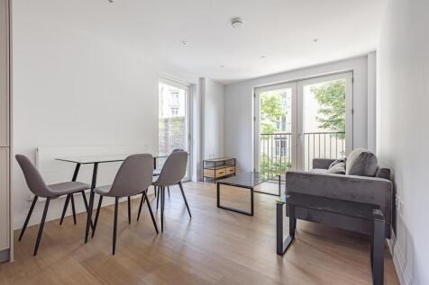 Living&#43;area