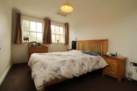 Bedroom&#43;
