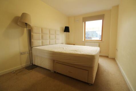 Bedroom&#43;