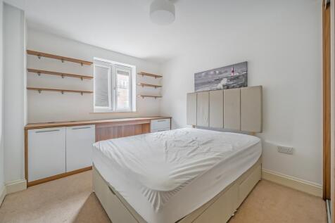 Second bedroom