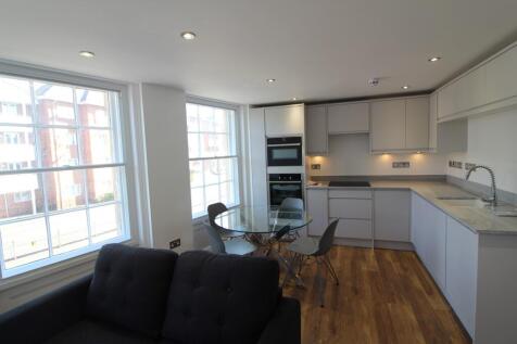 Sitting Room &amp; D