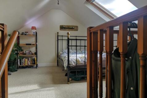 Attic room.jpg