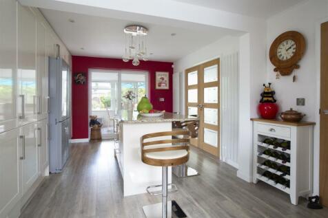 Kitchen 6.jpg