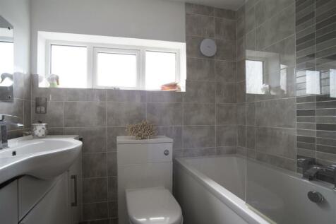 Master bathroom.jpg