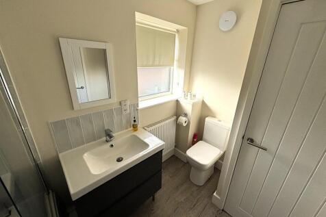 thumbnail_image1 (3).jpg