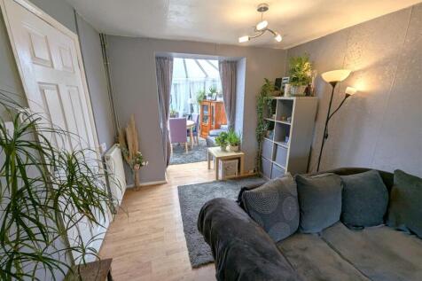 PXL_20250220_110146673.RAW-01.COVER.jpg