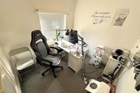 thumbnail_image1 (1).jpg
