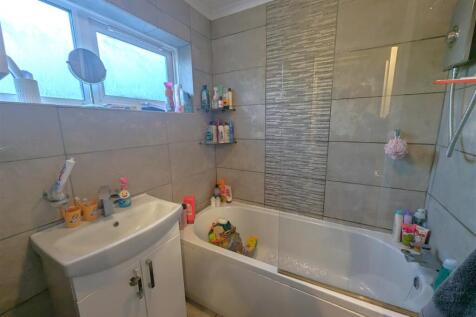 PXL_20250314_175441441.RAW-01.COVER.jpg