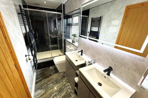 thumbnail_image1 (3).jpg