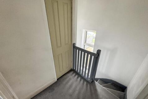 thumbnail_image4 (1).jpg