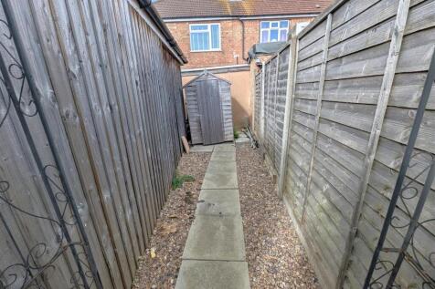PXL_20250416_145942762.RAW-01.COVER.jpg
