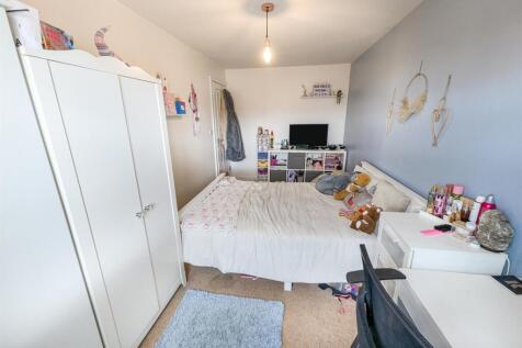 PXL_20250528_100329664.RAW-01.COVER.jpg