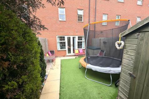 PXL_20250715_102852489.RAW-01.COVER.jpg