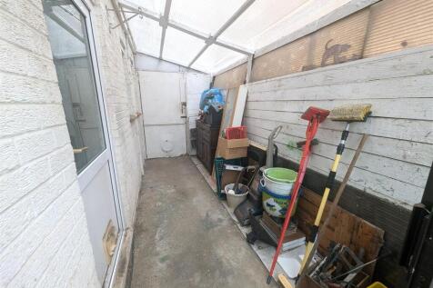 PXL_20250718_145253813.RAW-01.COVER.jpg