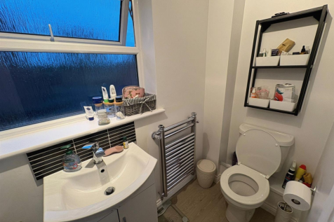 Untitled design - 2025-11-06T125757.617.png