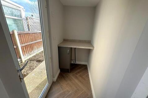 WhatsApp Image 2025-11-17 at 13.14.30.jpeg