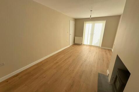 WhatsApp Image 2025-11-17 at 13.14.32 (1).jpeg