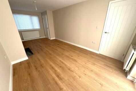 WhatsApp Image 2025-11-17 at 13.14.32 (3).jpeg