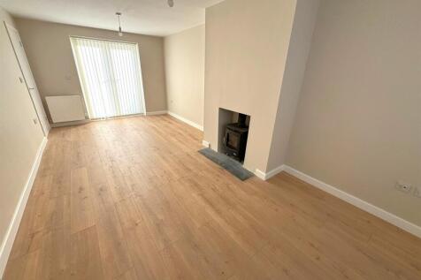 WhatsApp Image 2025-11-17 at 13.14.32.jpeg