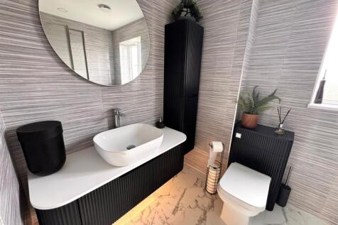 WhatsApp Image 2025-09-10 at 13.25.17_dad50797.jpg