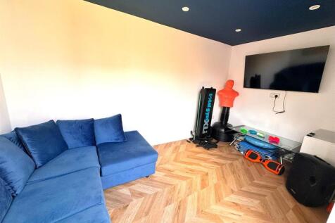 WhatsApp Image 2025-09-10 at 13.25.19_9a5c6039.jpg