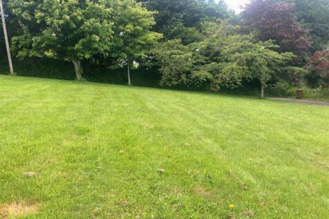 Thorn Court Gardenscm.jpg