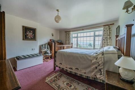 Waterman Bed 1.jpg