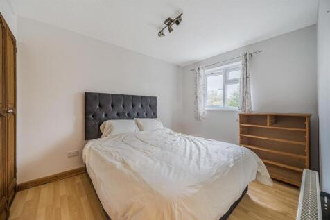 Barons Pyke Bed 2..jpg