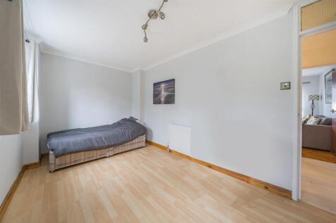 Barons Pyke Bed 3.jpg