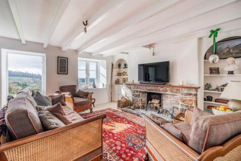 High Torr N Sitting Room..jpg