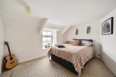 High Torr Bed 3.jpg