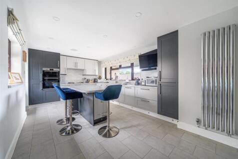 Oaktree Kitchen. 25.jpg