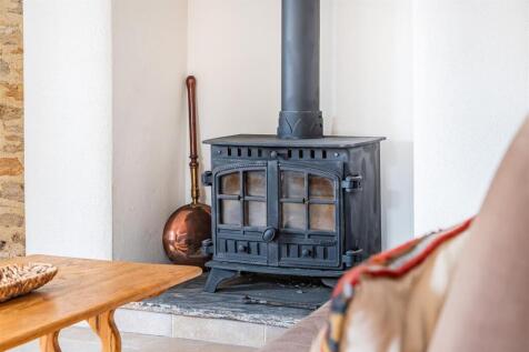Ludd House Fireplace.jpg