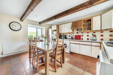 Tor House Kitchen Dining.jpg