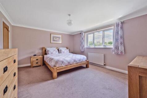 Eden Bedroom 1..jpg