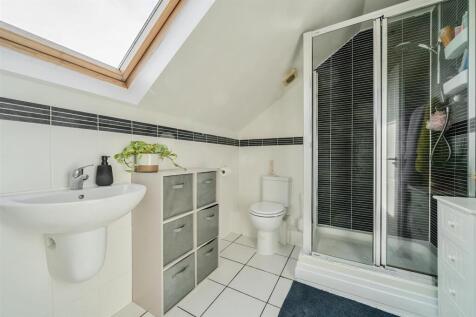 OCH Ensuite.jpg