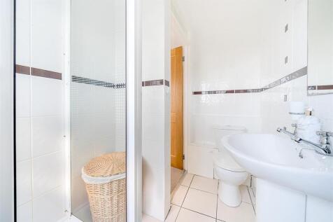 Savery Ensuite.jpg
