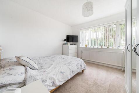 Savery Bed 2.jpg